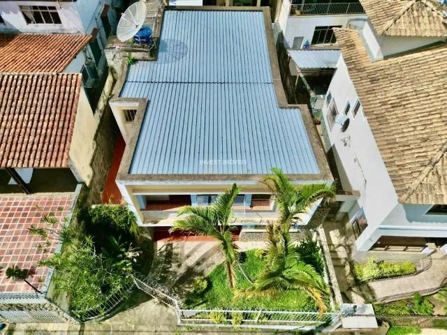 Casa / Sobrado para Venda em Juiz de Fora/MG Bairu 5 Quartos