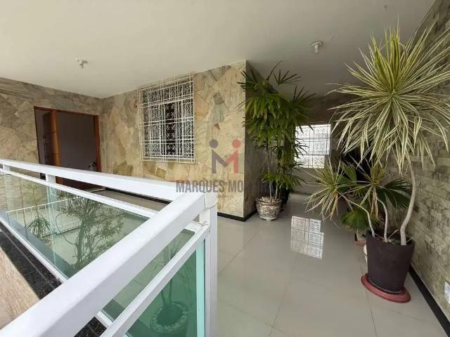 Casa / Sobrado para Venda em Juiz de Fora/MG Bairu 9 Quartos