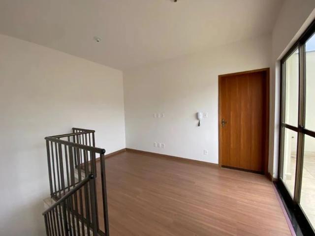 Casa / Sobrado para Venda em Juiz de Fora/MG Bairu 3 Quartos