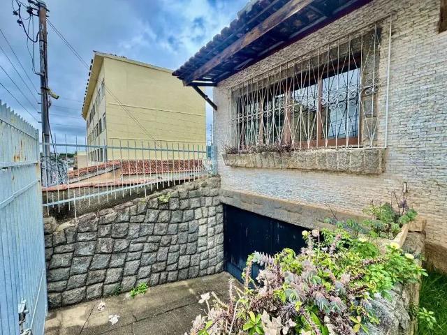 Casa / Sobrado para Venda em Juiz de Fora/MG Bairu 3 Quartos