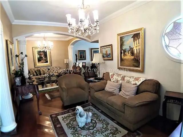 Casa / Sobrado para Venda em Juiz de Fora/MG Bairu 3 Quartos