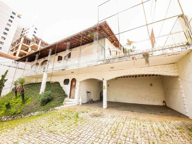 Casa / Sobrado para Venda em Juiz de Fora/MG Bom Pastor 4 Quartos