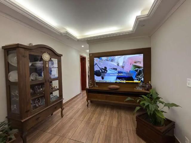 Casa / Sobrado para Venda em Juiz de Fora/MG Bonfim 3 Quartos