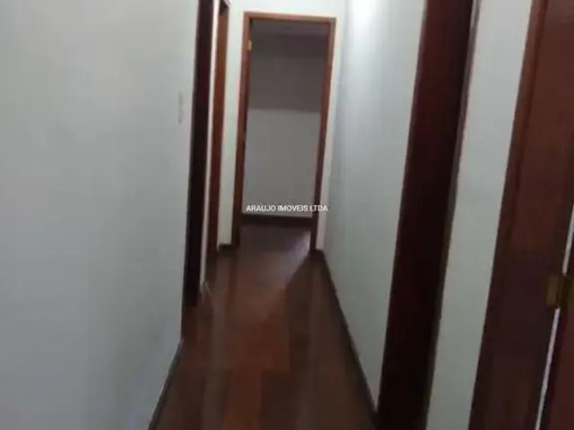Casa / Sobrado para Venda em Juiz de Fora/MG Bosque dos Pinheiros 3 Quartos