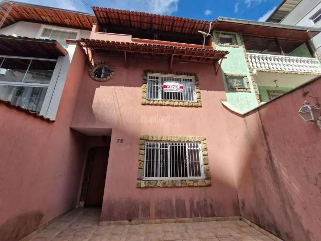 Casa / Sobrado para Venda em Juiz de Fora/MG Cascatinha 3 Quartos