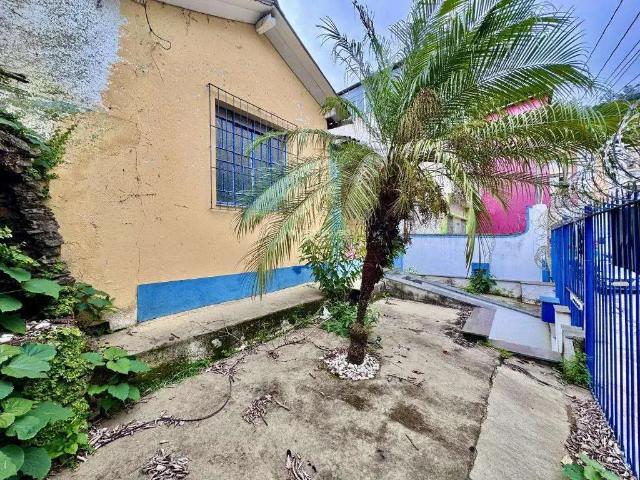 Casa / Sobrado para Venda em Juiz de Fora/MG Centro 3 Quartos