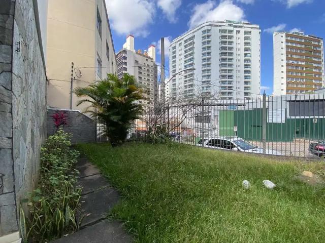 Casa / Sobrado para Venda em Juiz de Fora/MG Centro 6 Quartos