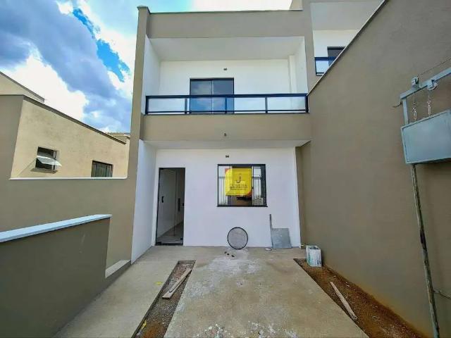 Casa / Sobrado para Venda em Juiz de Fora/MG Cerâmica 2 Quartos