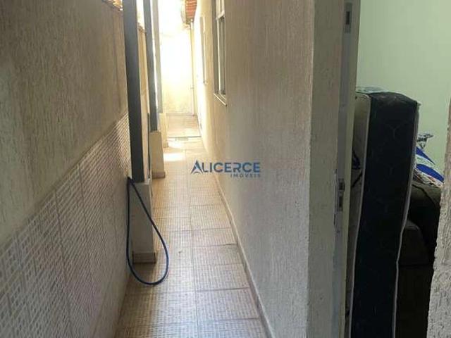 Casa / Sobrado para Venda em Juiz de Fora/MG Cerâmica 2 Quartos