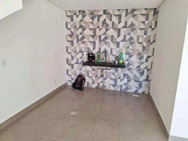 Casa / Sobrado para Venda em Juiz de Fora/MG Cerâmica 3 Quartos