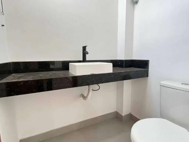 Casa / Sobrado para Venda em Juiz de Fora/MG Cerâmica 3 Quartos