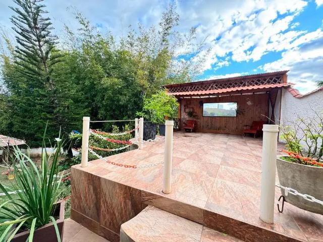 Casa / Sobrado para Venda em Juiz de Fora/MG Costa Carvalho 2 Quartos