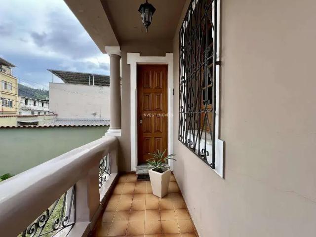 Casa / Sobrado para Venda em Juiz de Fora/MG Costa Carvalho 3 Quartos
