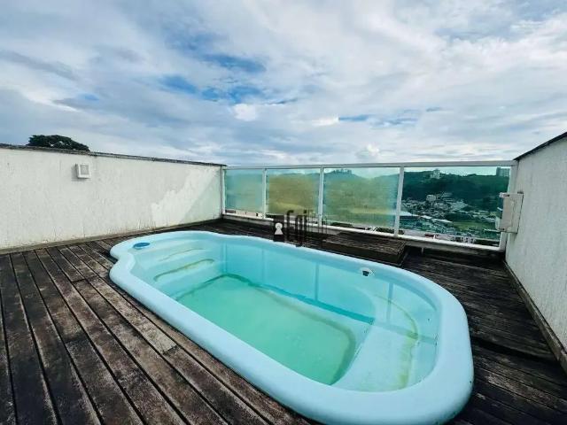 Casa / Sobrado para Venda em Juiz de Fora/MG Costa Carvalho 3 Quartos