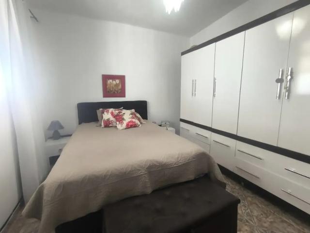 Casa / Sobrado para Venda em Juiz de Fora/MG Eldorado 3 Quartos