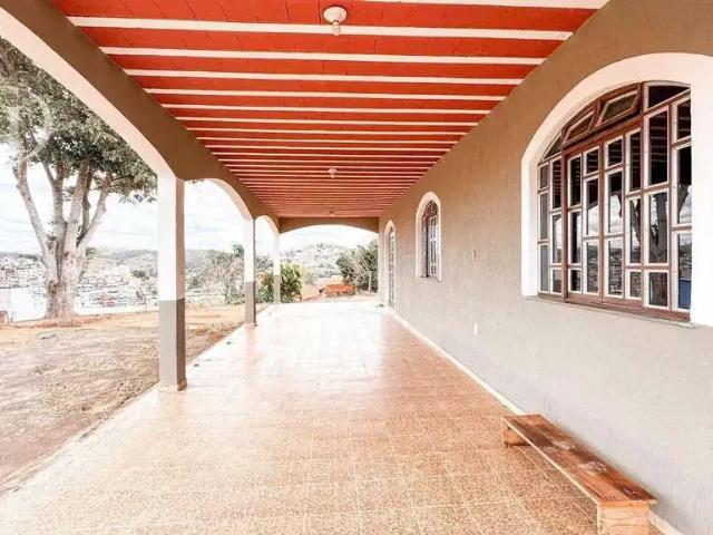 Casa / Sobrado para Venda em Juiz de Fora/MG Encosta do Sol 3 Quartos