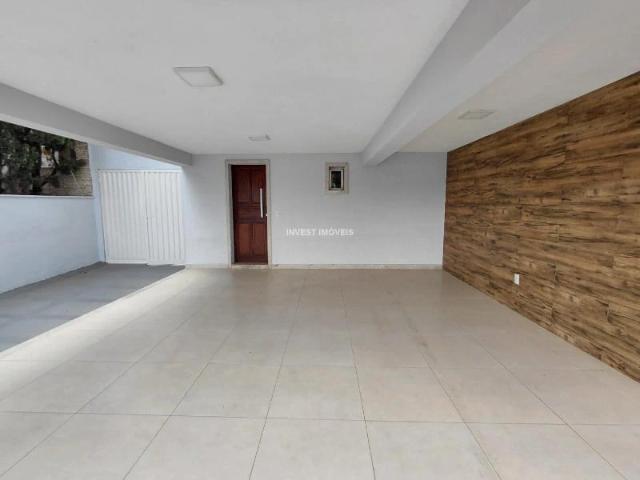 Casa / Sobrado para Venda em Juiz de Fora/MG Estrela Sul 4 Quartos