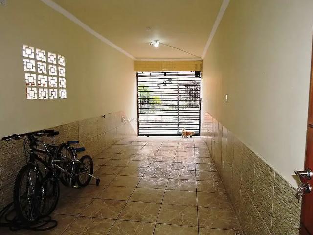 Casa / Sobrado para Venda em Juiz de Fora/MG Grajaú 3 Quartos