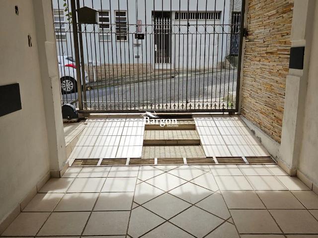 Casa / Sobrado para Venda em Juiz de Fora/MG Grajaú 3 Quartos