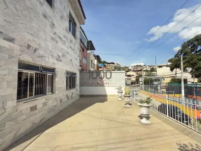 Casa / Sobrado para Venda em Juiz de Fora/MG Grajaú 3 Quartos