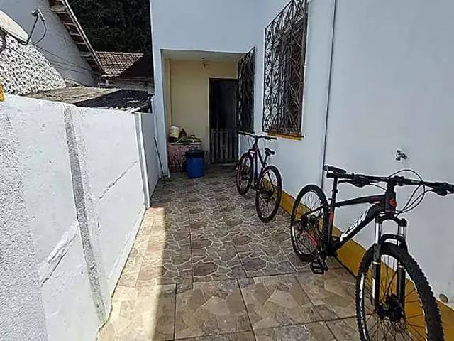 Casa / Sobrado para Venda em Juiz de Fora/MG Grajaú 5 Quartos