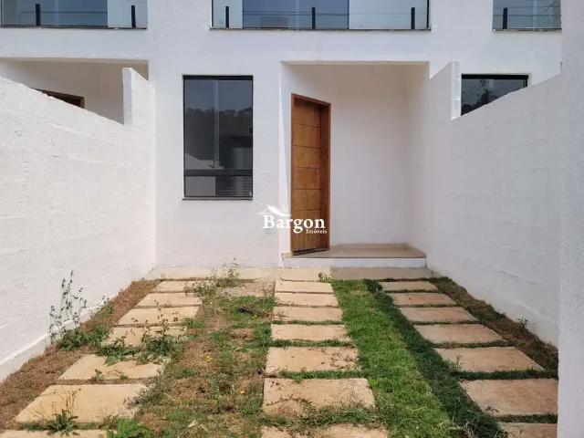 Casa / Sobrado para Venda em Juiz de Fora/MG Grama 2 Quartos