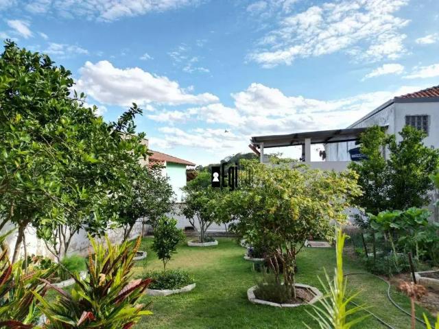 Casa / Sobrado para Venda em Juiz de Fora/MG Grama 3 Quartos