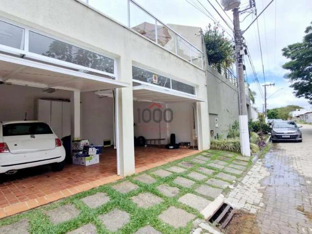 Casa / Sobrado para Venda em Juiz de Fora/MG Granville 3 Quartos