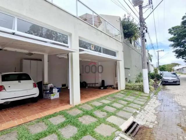 Casa / Sobrado para Venda em Juiz de Fora/MG Granville 3 Quartos