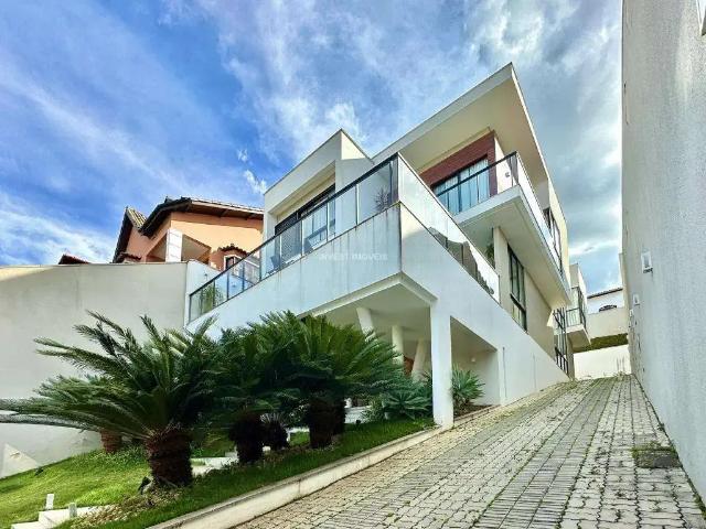 Casa / Sobrado para Venda em Juiz de Fora/MG Granville 4 Quartos