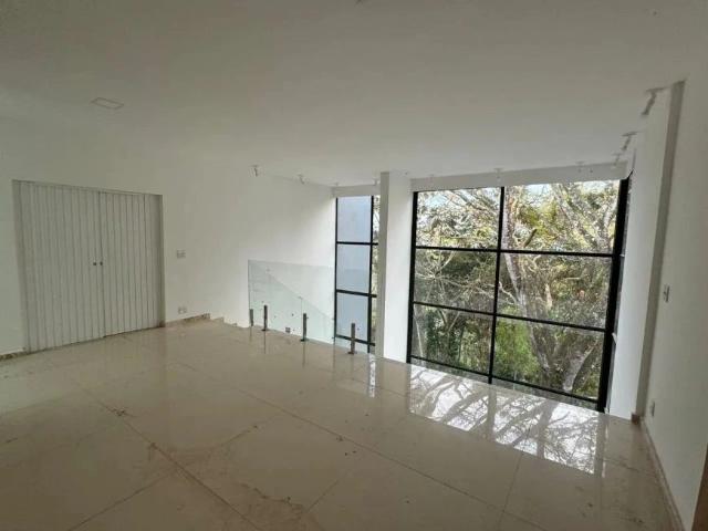 Casa / Sobrado para Venda em Juiz de Fora/MG Granville 4 Quartos