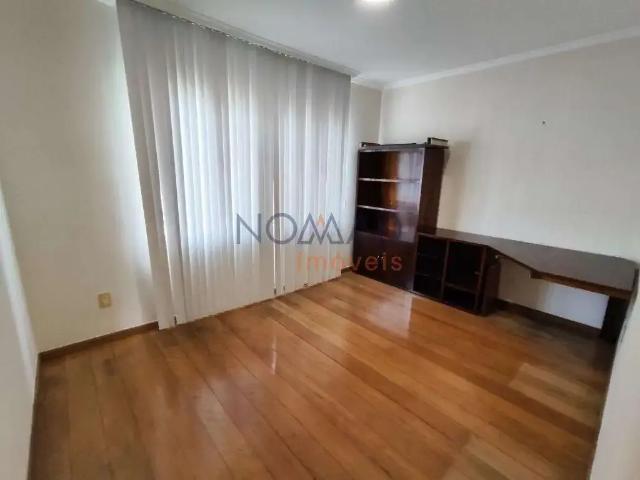 Casa / Sobrado para Venda em Juiz de Fora/MG Granville 5 Quartos