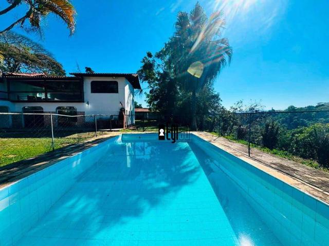 Casa / Sobrado para Venda em Juiz de Fora/MG Ipiranga 4 Quartos