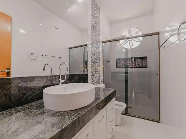 Casa / Sobrado para Venda em Juiz de Fora/MG Jardim do Sol 4 Quartos