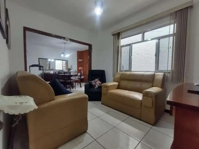 Casa / Sobrado para Venda em Juiz de Fora/MG Jardim do Sol 4 Quartos