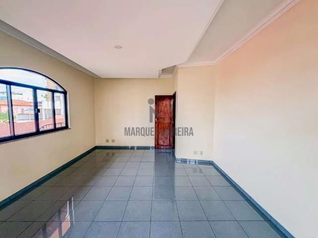 Casa / Sobrado para Venda em Juiz de Fora/MG Jardim das Laranjeiras 3 Quartos