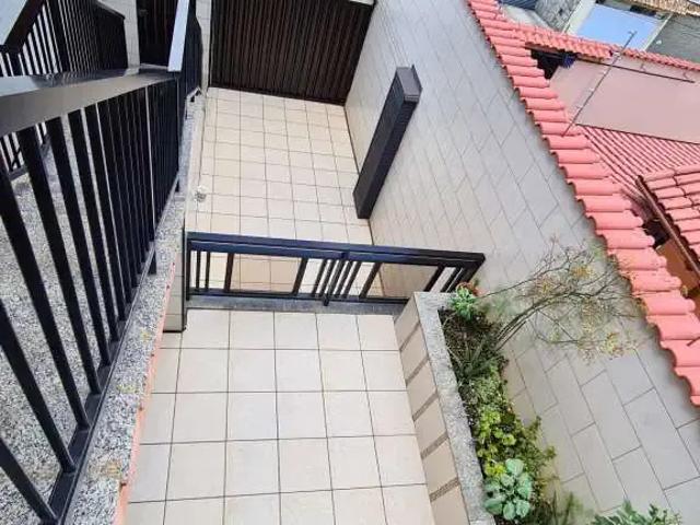 Casa / Sobrado para Venda em Juiz de Fora/MG Jardim das Laranjeiras 3 Quartos