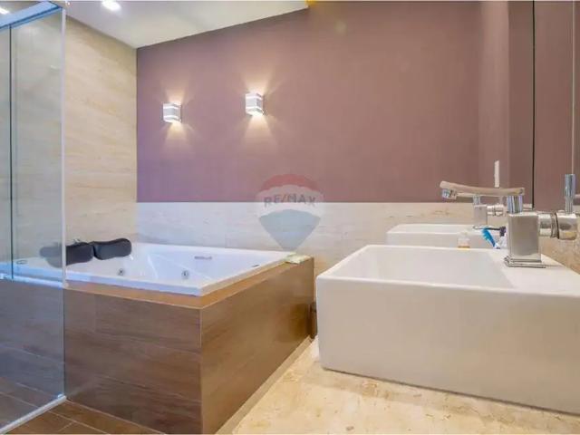 Casa / Sobrado para Venda em Juiz de Fora/MG Lourdes 3 Quartos