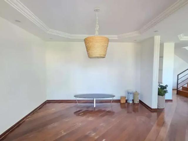Casa / Sobrado para Venda em Juiz de Fora/MG Lourdes 5 Quartos