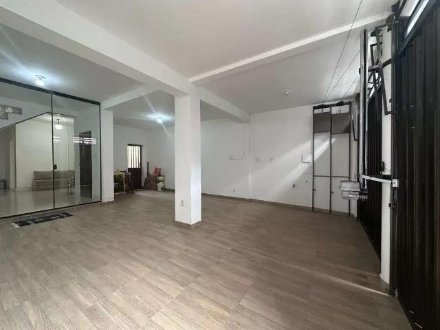 Casa / Sobrado para Venda em Juiz de Fora/MG Manoel Honório 4 Quartos