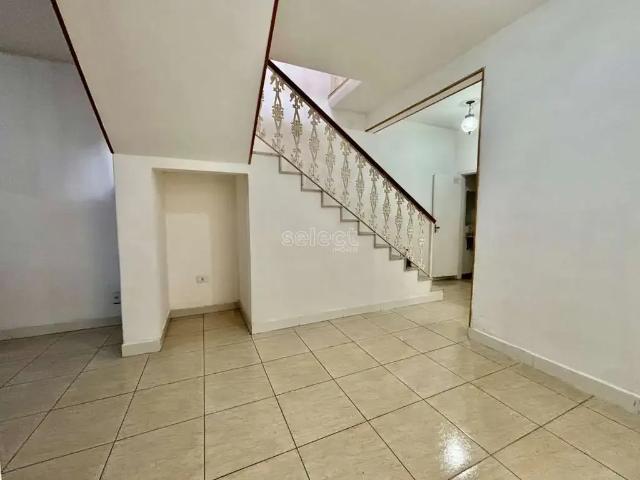 Casa / Sobrado para Venda em Juiz de Fora/MG Manoel Honório 4 Quartos