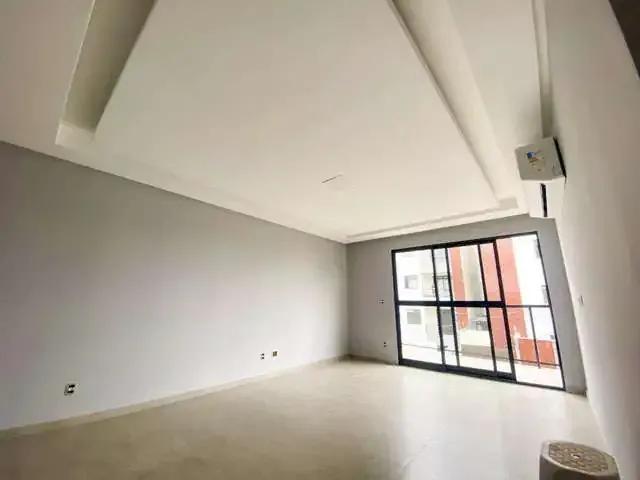 Casa / Sobrado para Venda em Juiz de Fora/MG Martelos 3 Quartos