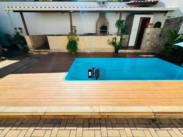 Casa / Sobrado para Venda em Juiz de Fora/MG Marumbi 5 Quartos
