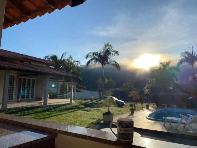 Casa / Sobrado para Venda em Juiz de Fora/MG Monte Verde 4 Quartos