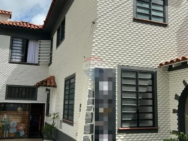 Casa / Sobrado para Venda em Juiz de Fora/MG Morro da Glória 5 Quartos