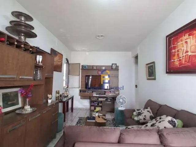 Casa / Sobrado para Venda em Juiz de Fora/MG Nossa Senhora das Graças 3 Quartos