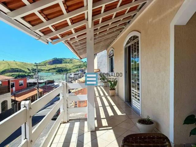 Casa / Sobrado para Venda em Juiz de Fora/MG Nova Era 3 Quartos