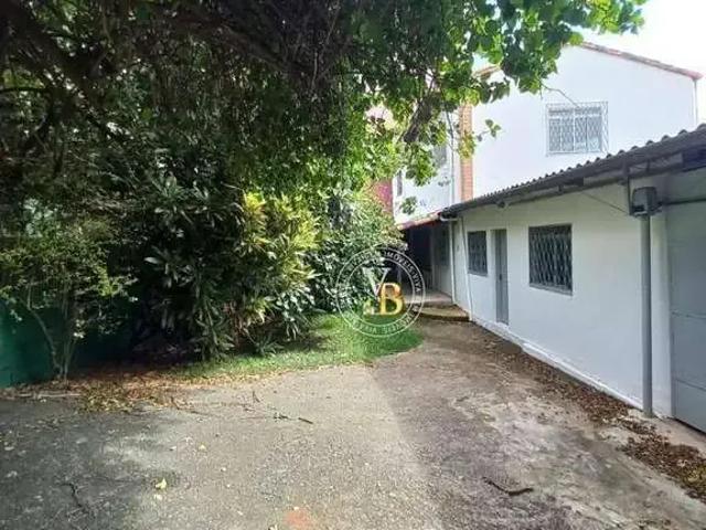Casa / Sobrado para Venda em Juiz de Fora/MG Nova Era 3 Quartos