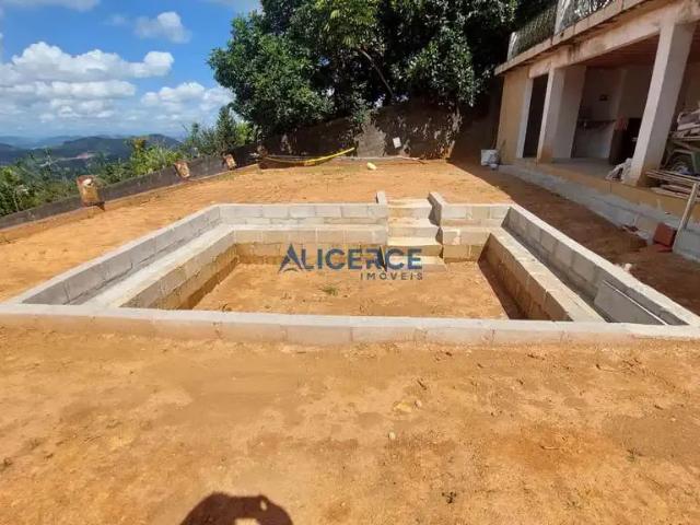 Casa / Sobrado para Venda em Juiz de Fora/MG Novo Horizonte 5 Quartos