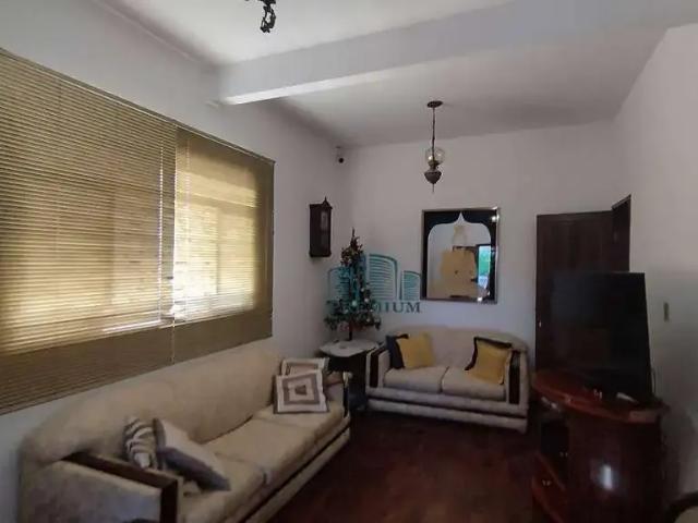 Casa / Sobrado para Venda em Juiz de Fora/MG Paineiras 6 Quartos